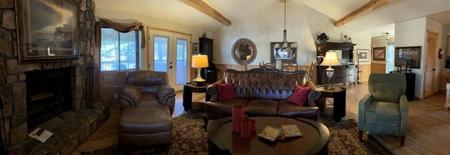 Lakefront Cottage with Spa Perfect for Water Activities in Mount Ida, Arkansas