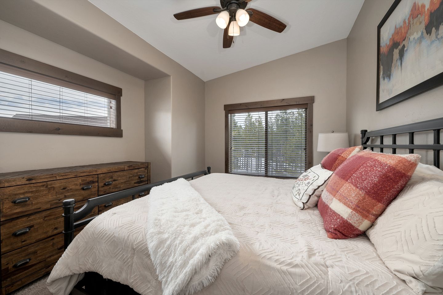 Stunning Vacation Rental with Hot Tub near Grand Park Recreation Center in Fraser, Colorado