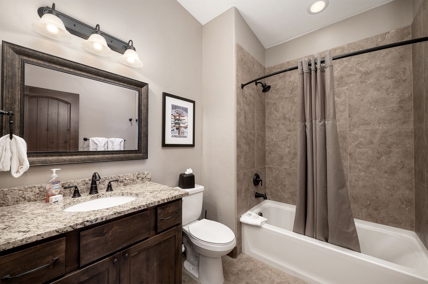 Stunning Vacation Rental with Hot Tub near Grand Park Recreation Center in Fraser, Colorado