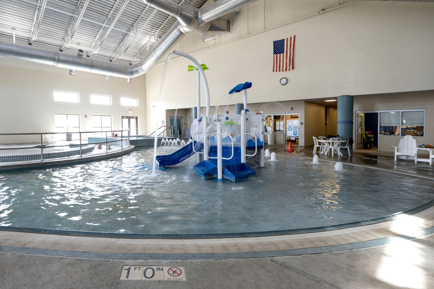 Stunning Vacation Rental with Hot Tub near Grand Park Recreation Center in Fraser, Colorado