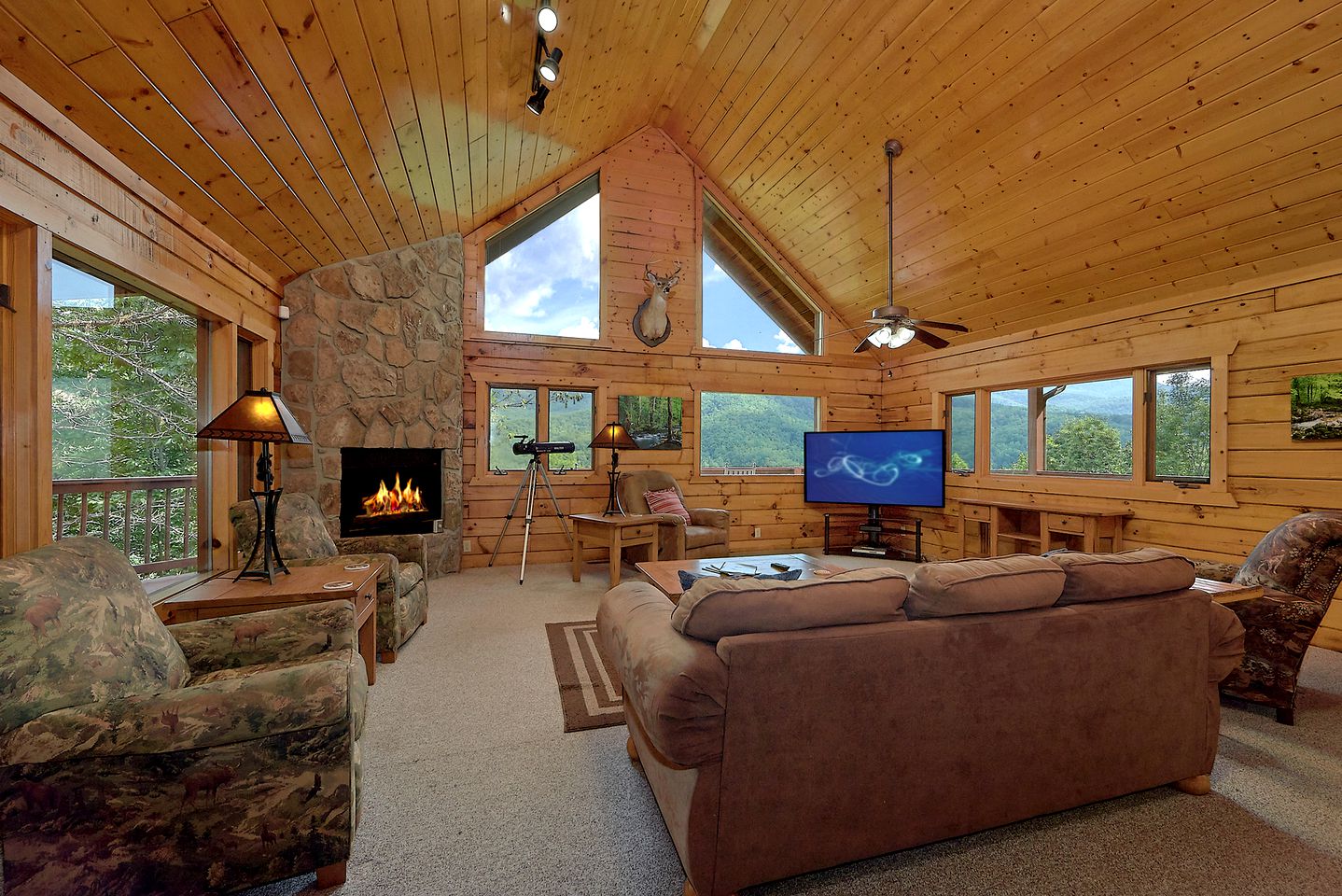 Mountain Haven Glamping near Great Smoky Mountains National Park in Gatlinburg, Tennessee