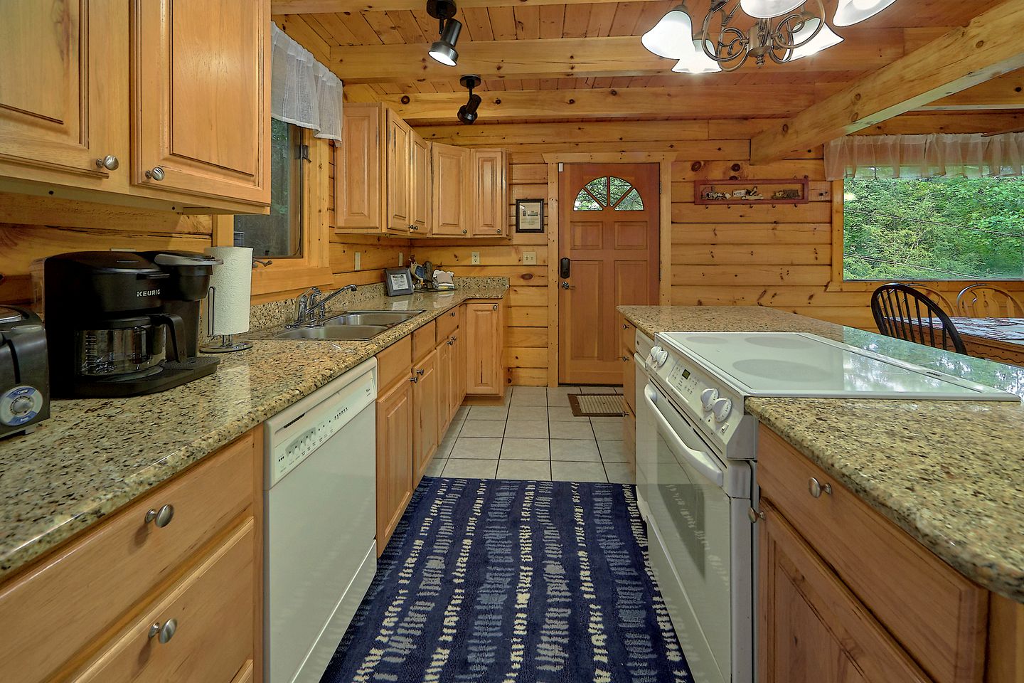 Mountain Haven Glamping near Great Smoky Mountains National Park in Gatlinburg, Tennessee