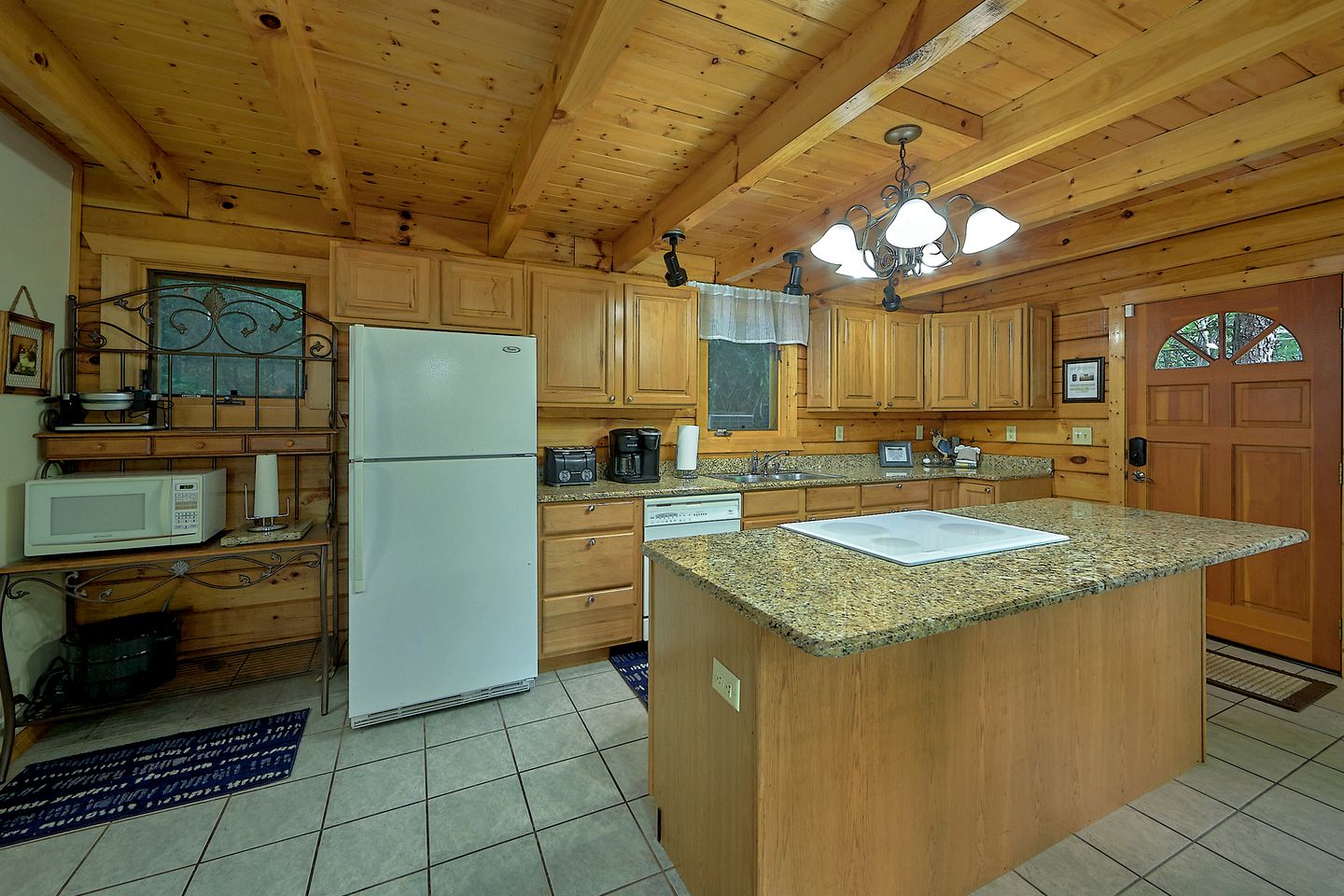 Mountain Haven Glamping near Great Smoky Mountains National Park in Gatlinburg, Tennessee