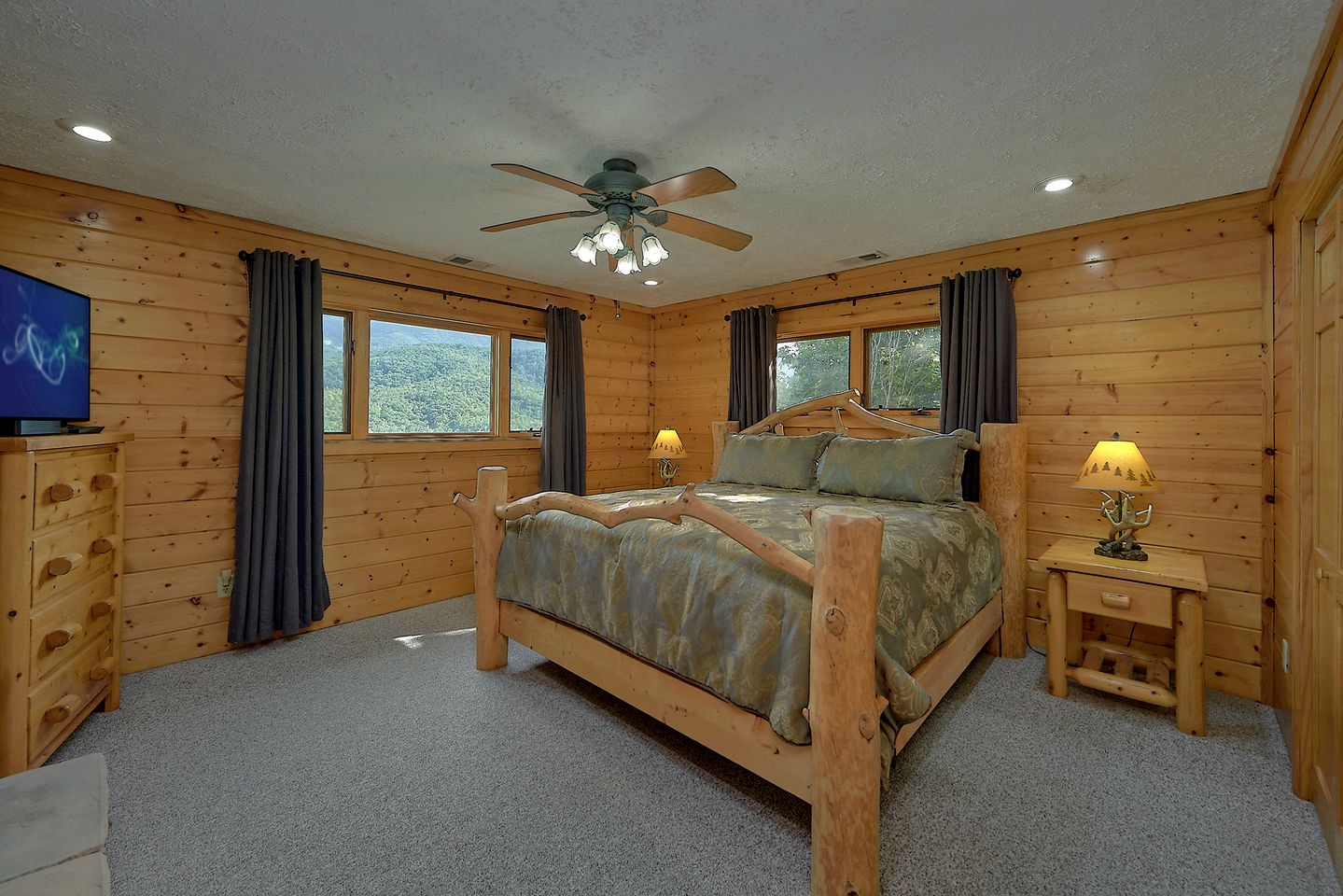 Mountain Haven Glamping near Great Smoky Mountains National Park in Gatlinburg, Tennessee