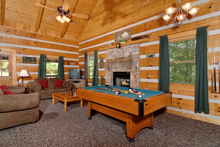 Cabins (United States of America, Gatlinburg, Tennessee)