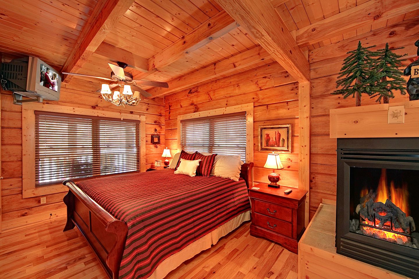 Tennessee Mountain Cabin Rental for Glamping near Gatlinburg