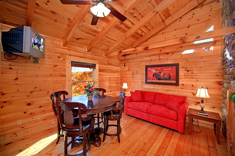 -- (United States, Gatlinburg, Tennessee)