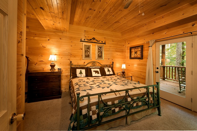 -- (United States, Gatlinburg, Tennessee)