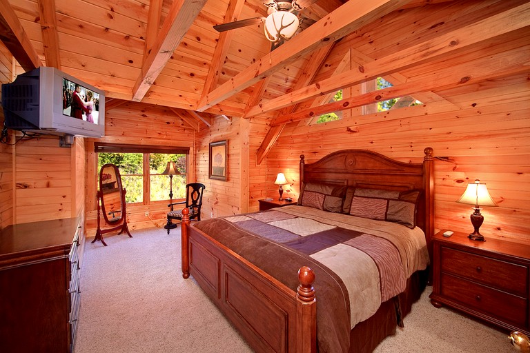 -- (United States, Gatlinburg, Tennessee)