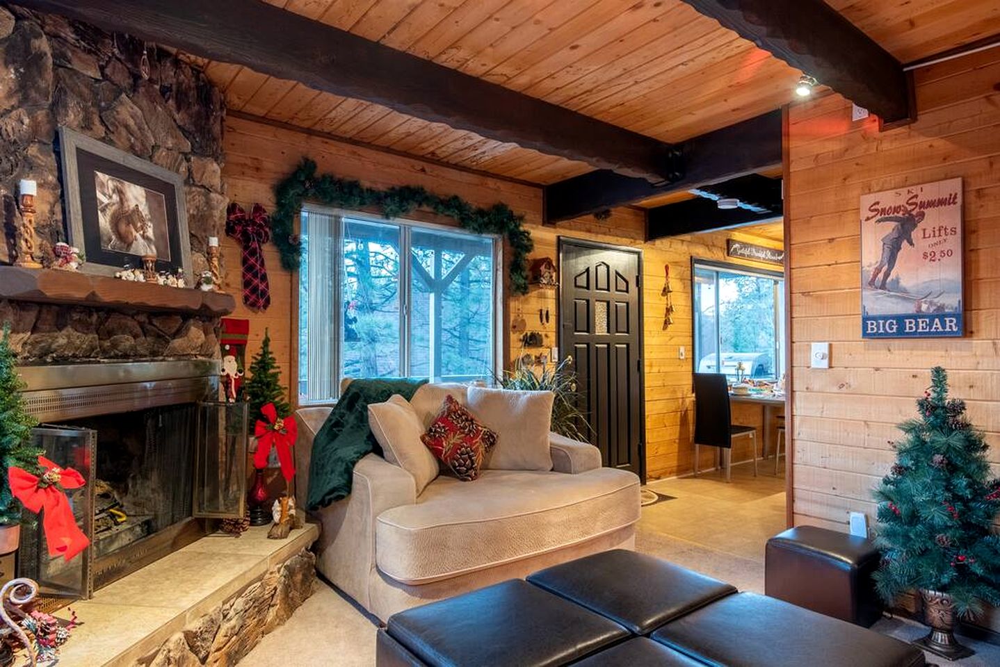 Mountain Magic: Cabin in an Unbeatable Location near Big Bear Lake