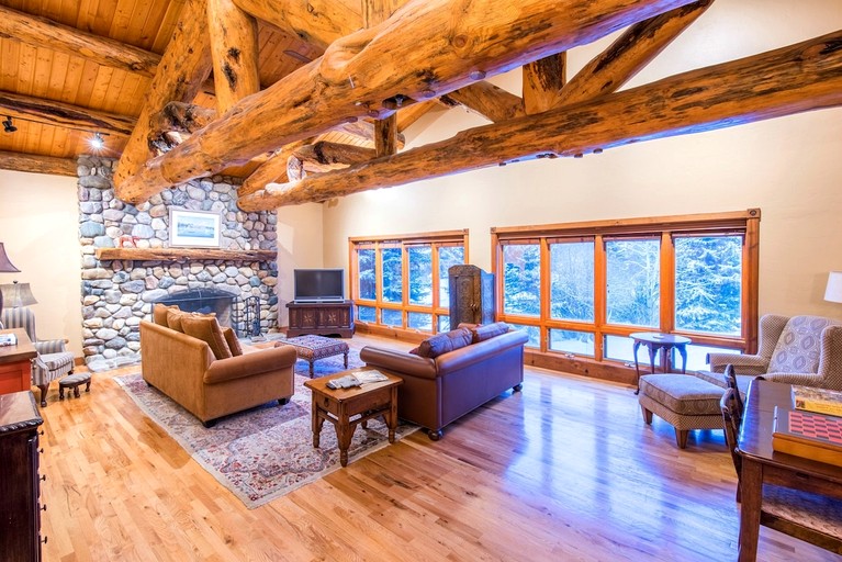 Secluded Mountain-View Retreat with Hot Tub and Fireplaces Near Scenic Trails in Driggs, Idaho