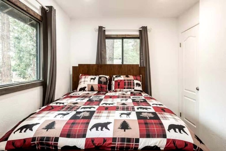 Cabins (United States of America, San Bernardino, California)