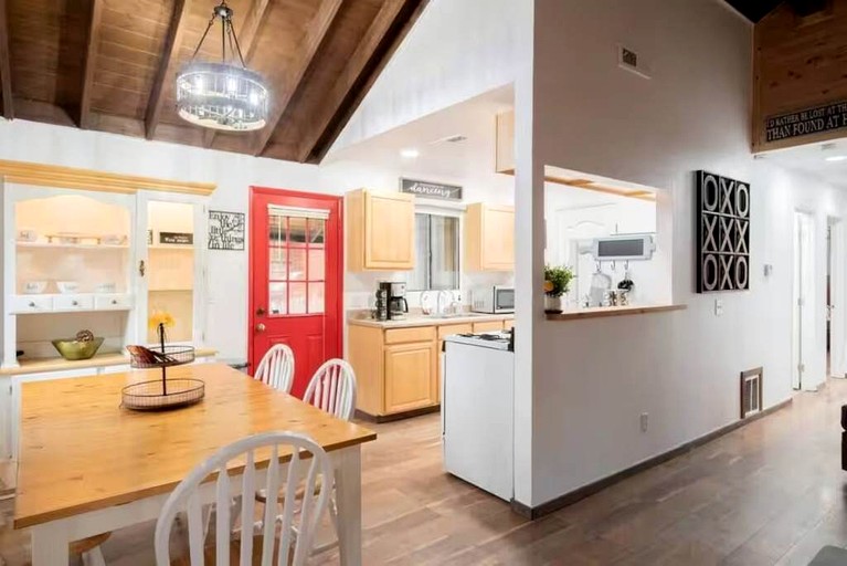 Cabins (United States of America, San Bernardino, California)