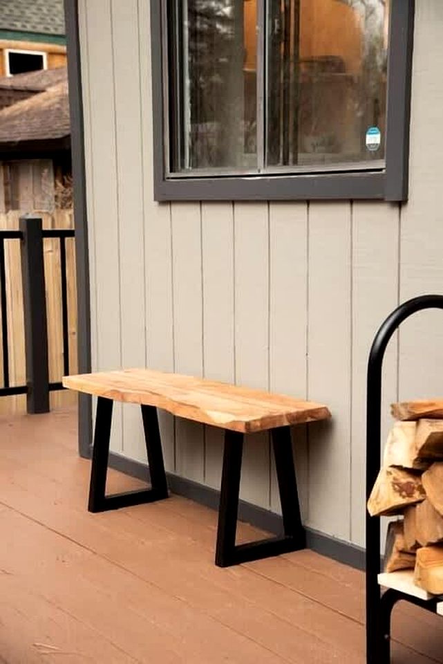 Your Mountain Oasis: Cabin with Hot Tub in Sugarloaf, California