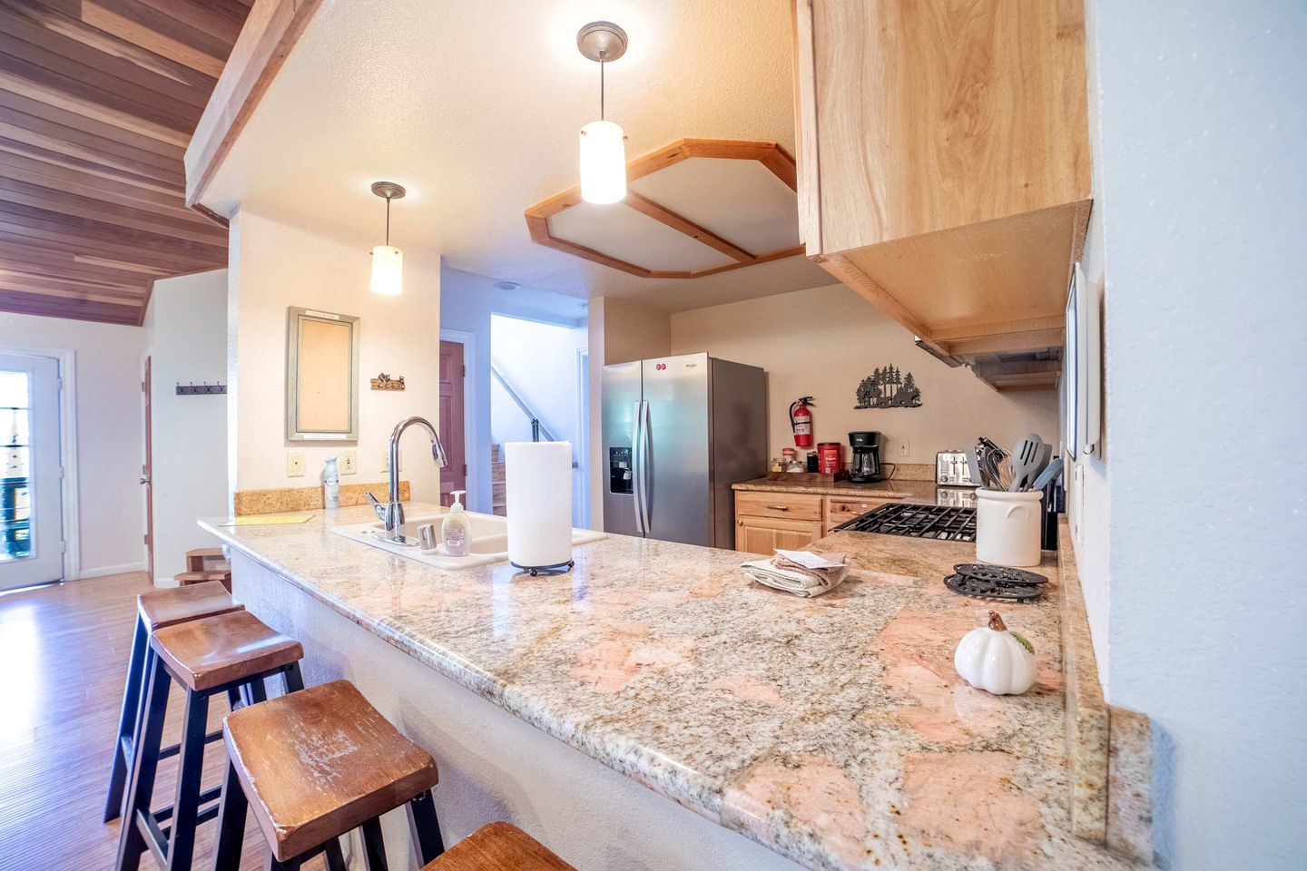 Lovely Mountain Rental Ideal for Large Groups near Yosemite Valley, California