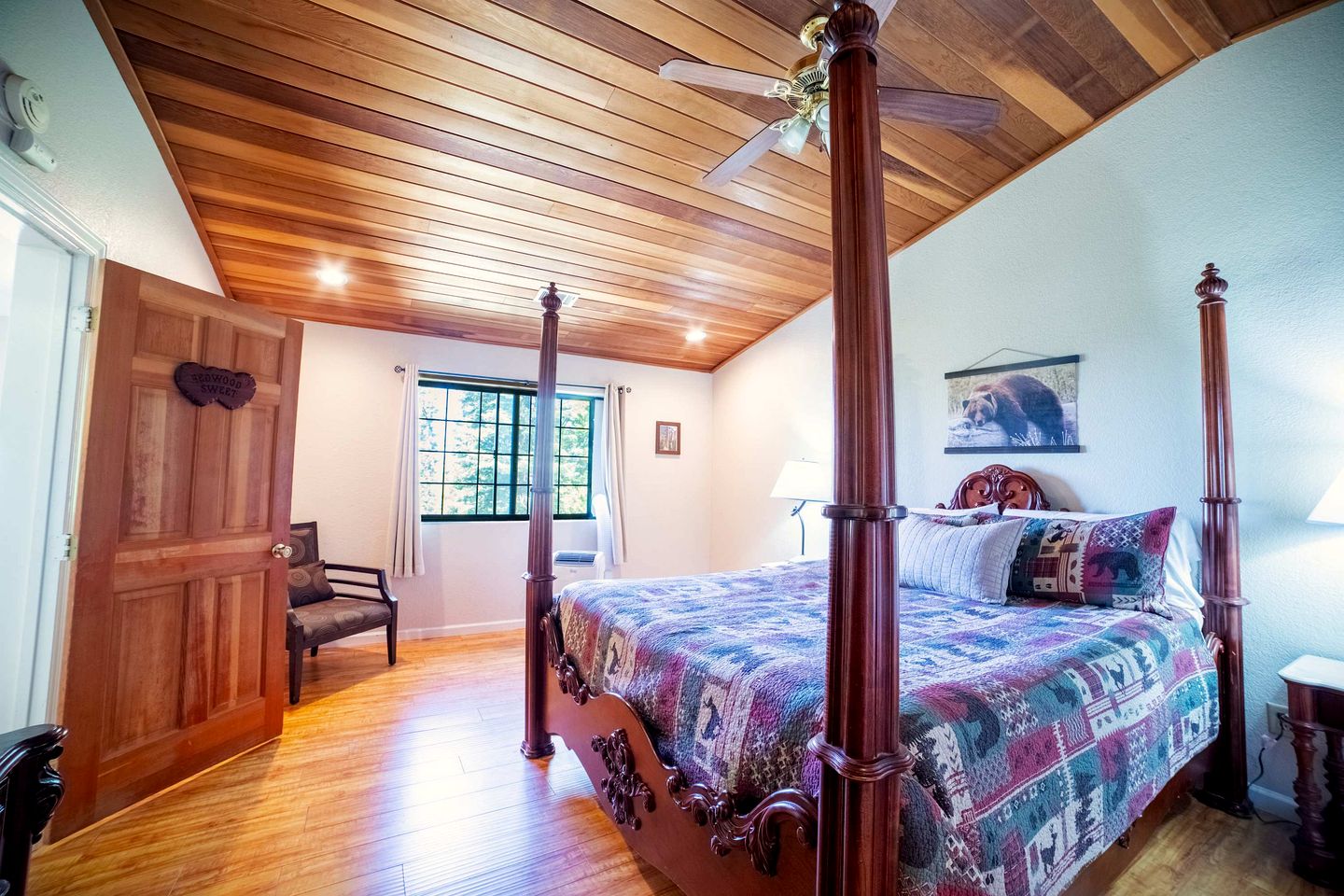 Lovely Mountain Rental Ideal for Large Groups near Yosemite Valley, California