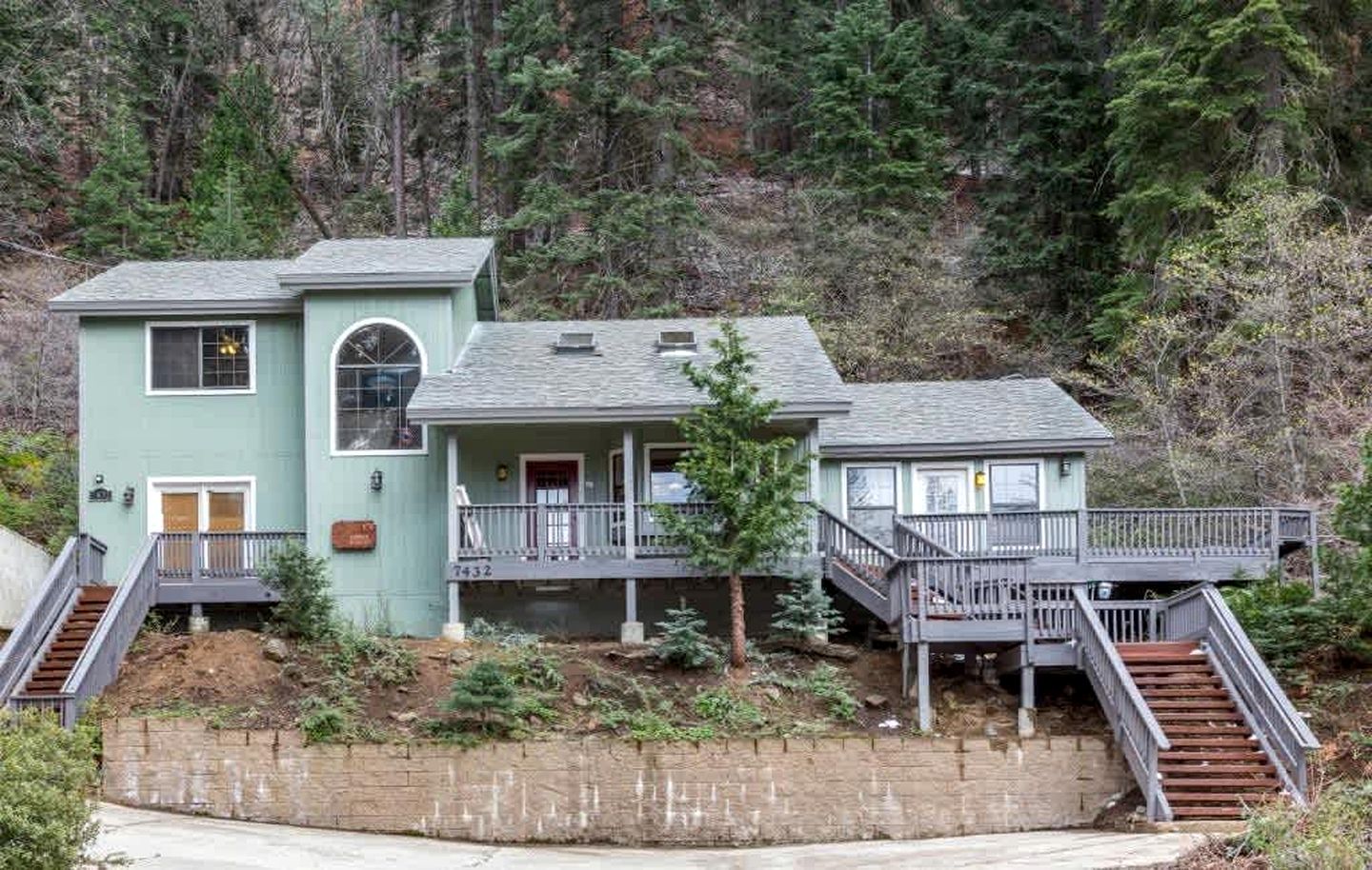 Cottages (United States of America, Yosemite Park, California)