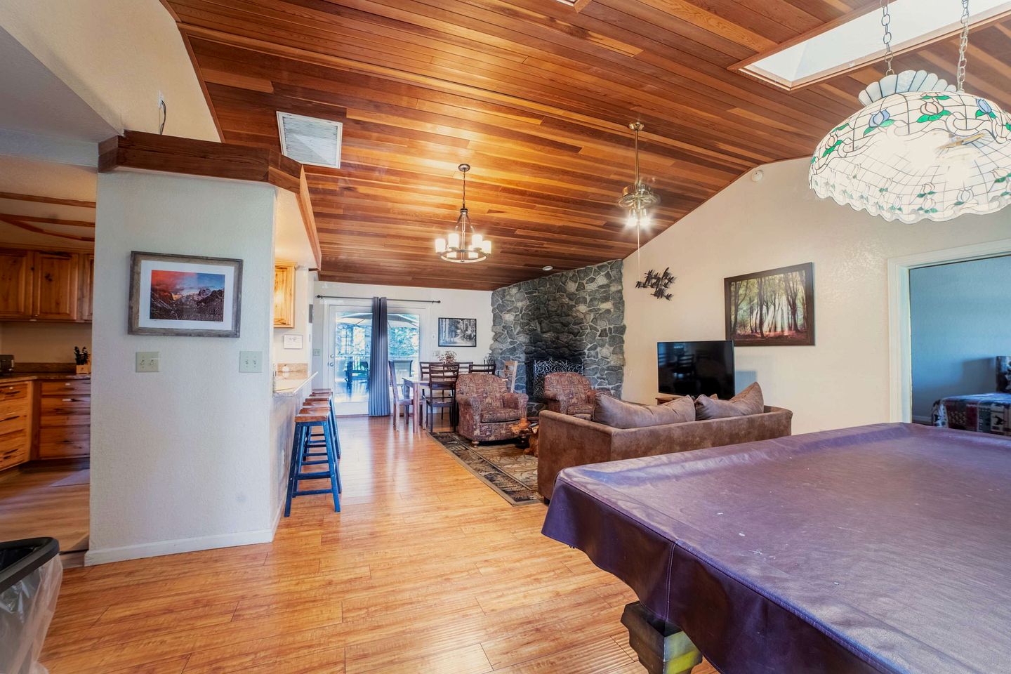 Lovely Mountain Rental Ideal for Large Groups near Yosemite Valley, California