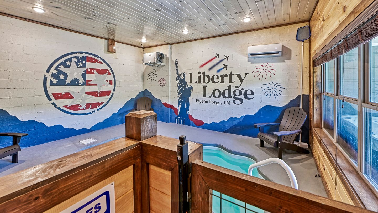 Mountain Retreat with Perfect for Groups in Pigeon Forge, Tennesee