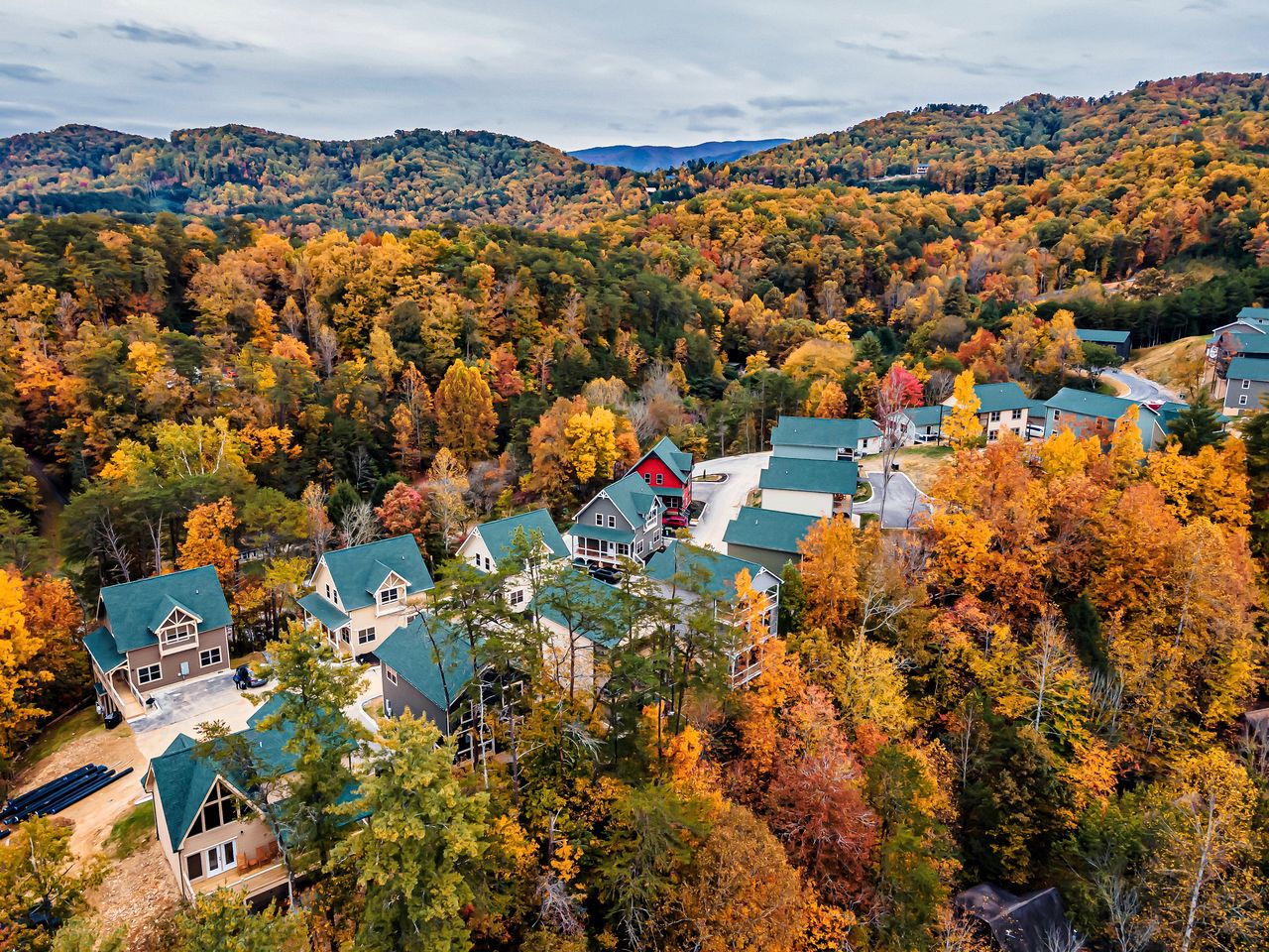 Mountain Retreat with Perfect for Groups in Pigeon Forge, Tennesee