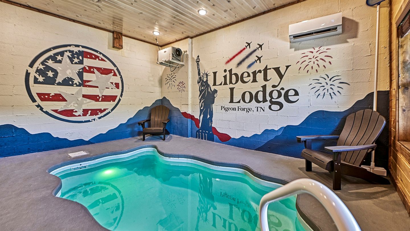 Mountain Retreat with Perfect for Groups in Pigeon Forge, Tennesee