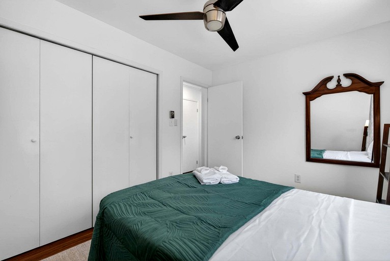 Cabins (United States of America, Harpers Ferry, West Virginia)