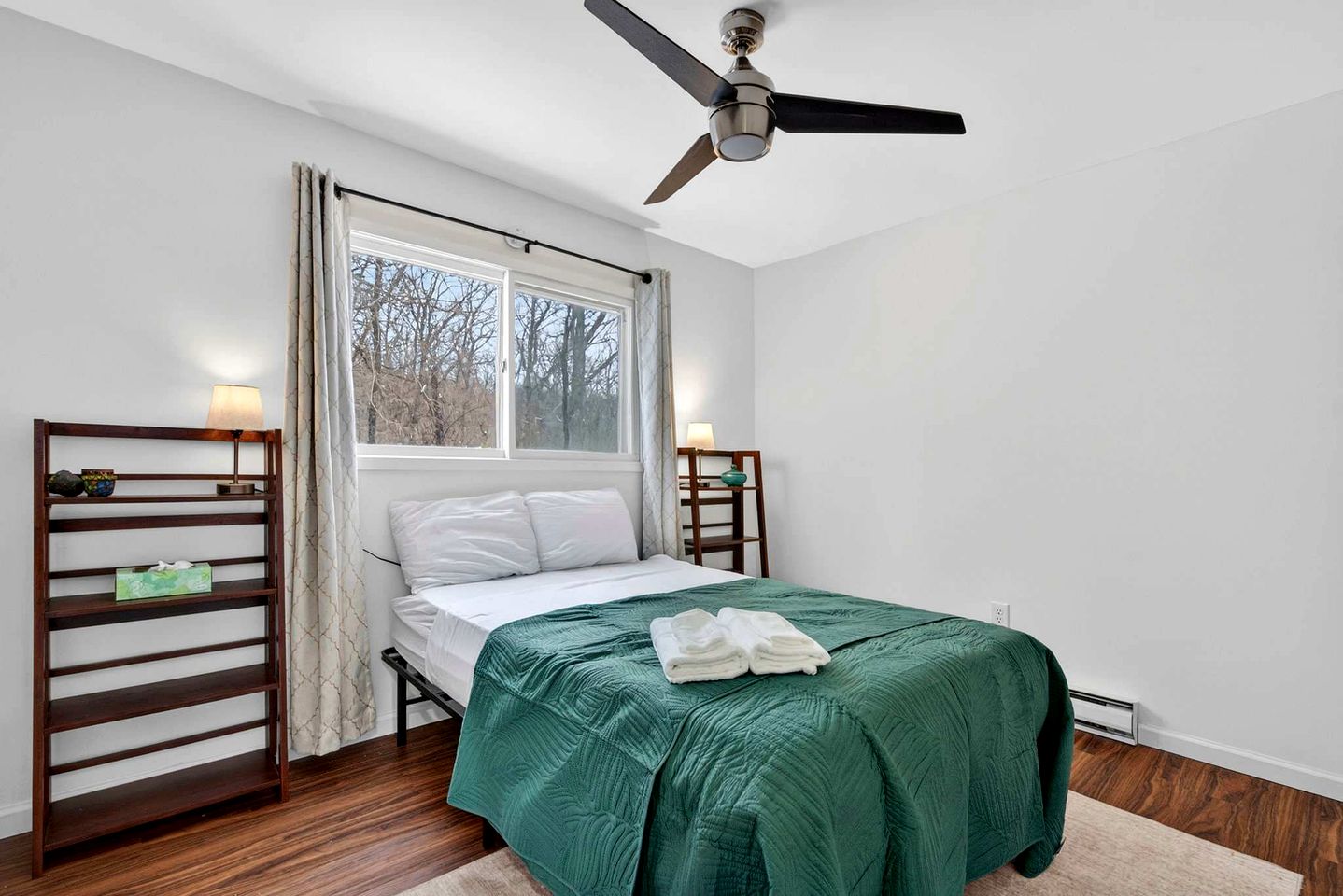 Spacious Mountain Retreat with Hot Tub & Screened Porch Near Wineries and Appalachian Trail | Harpers Ferry, WV