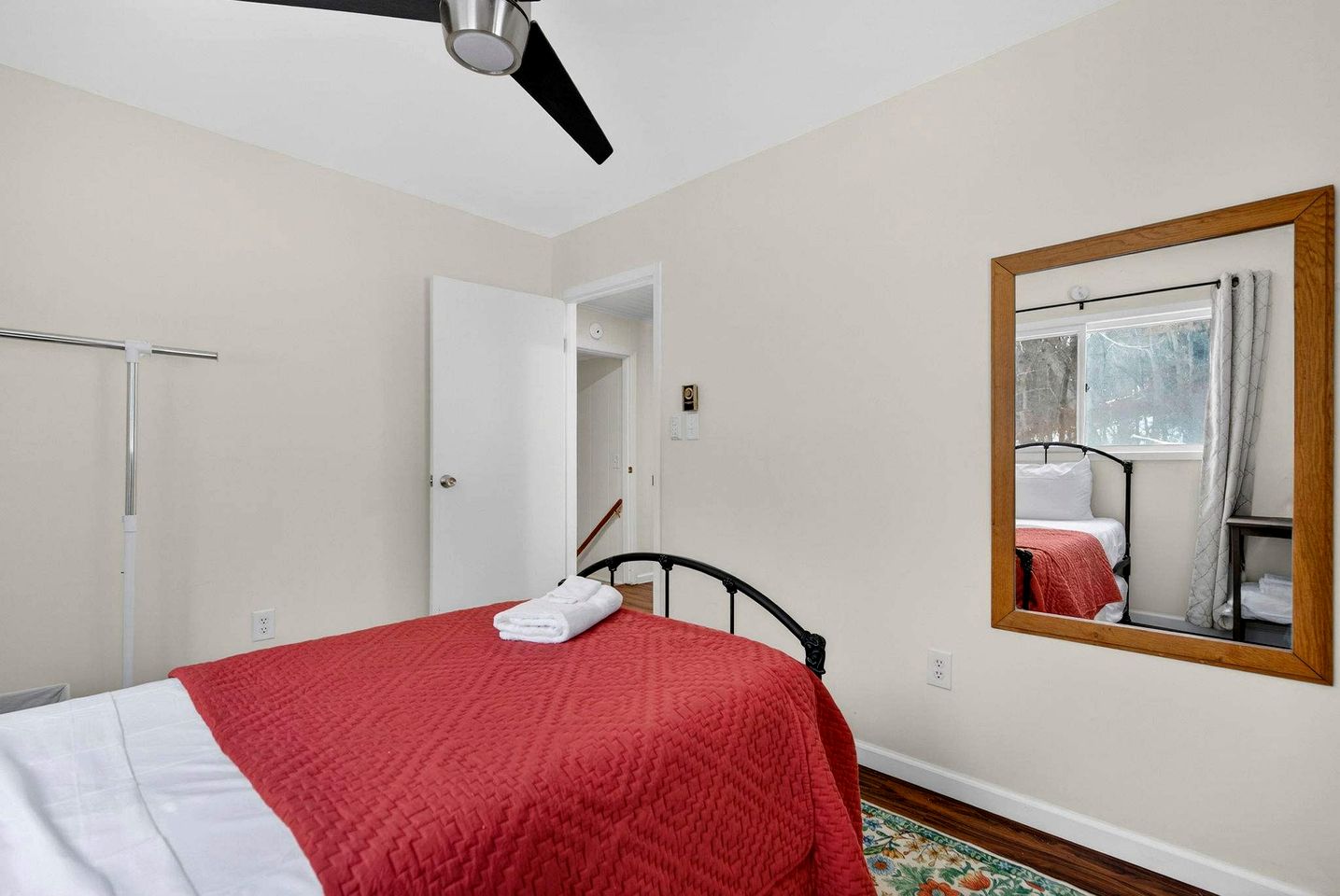 Spacious Mountain Retreat with Hot Tub & Screened Porch Near Wineries and Appalachian Trail | Harpers Ferry, WV