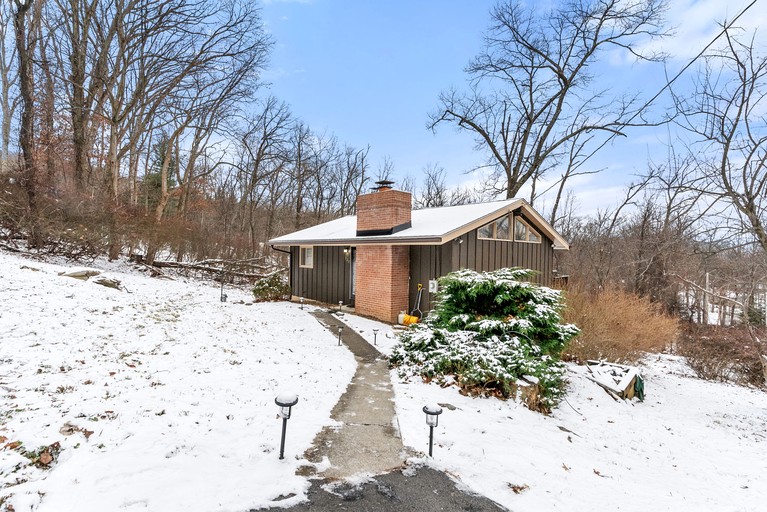 Cabins (United States of America, Harpers Ferry, West Virginia)