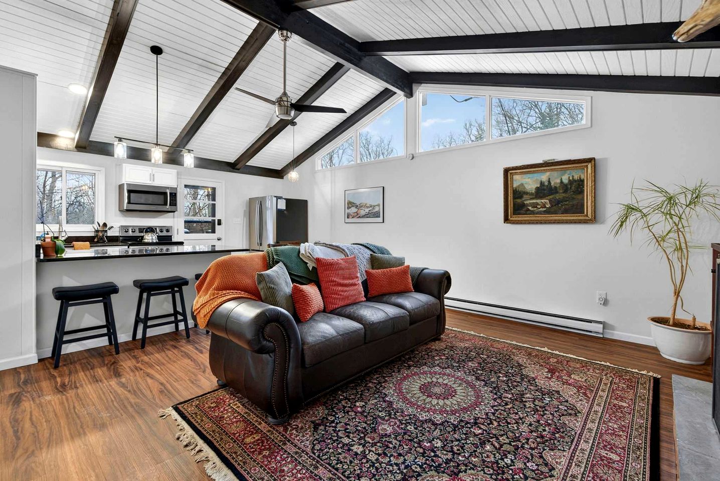 Spacious Mountain Retreat with Hot Tub & Screened Porch Near Wineries and Appalachian Trail | Harpers Ferry, WV