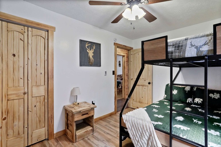 Vacation Rentals (United States of America, Great Cacapon, West Virginia)