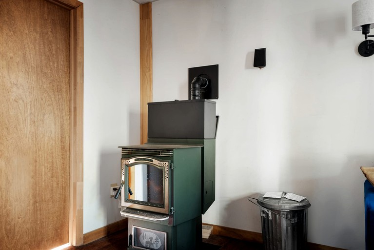 Cabins (United States of America, Great Cacapon, West Virginia)