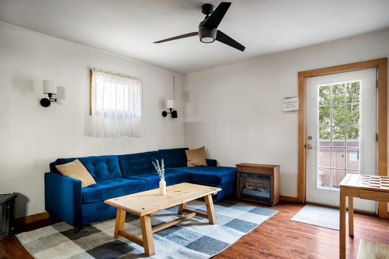 Cabins (United States of America, Great Cacapon, West Virginia)