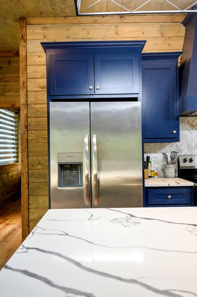 Mountain Serenity: Cozy Cabin Getaway in the Kiamichi Mountains with Hot Tub