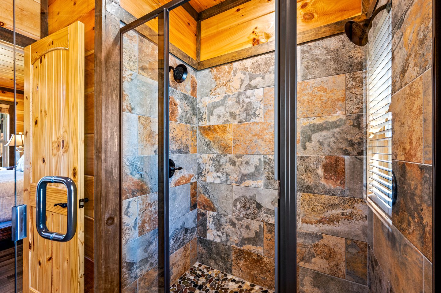 Cozy Cabin Glamping Rental in Gatlinburg, for Memorable Escapes to the Mountains