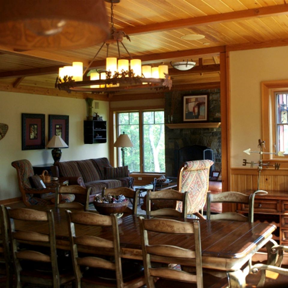Mountain Cabin Rental with Pool Table in Rutland County, Vermont