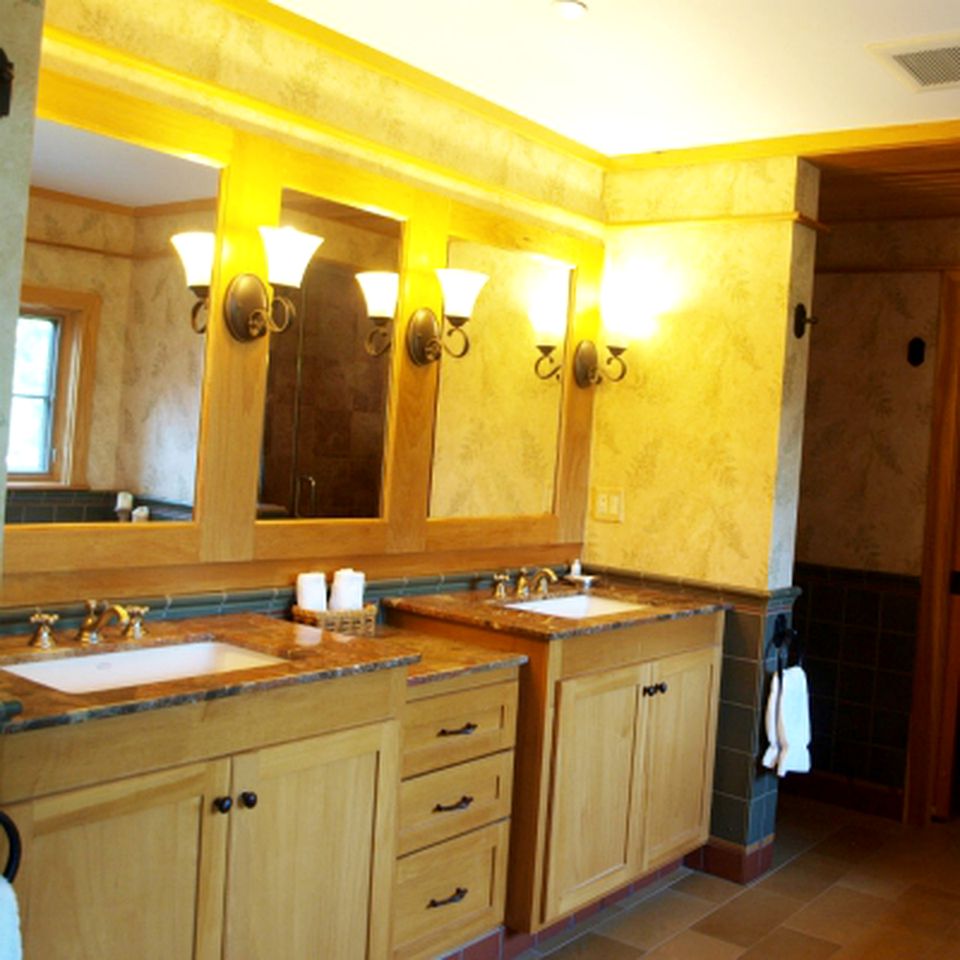 Mountain Cabin Rental with Pool Table in Rutland County, Vermont