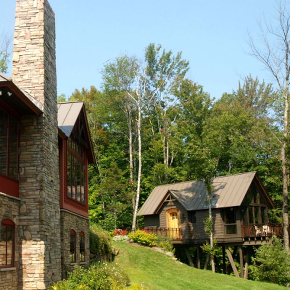 Green Mountains Cabin Rental with Attached Tree House in Vermont