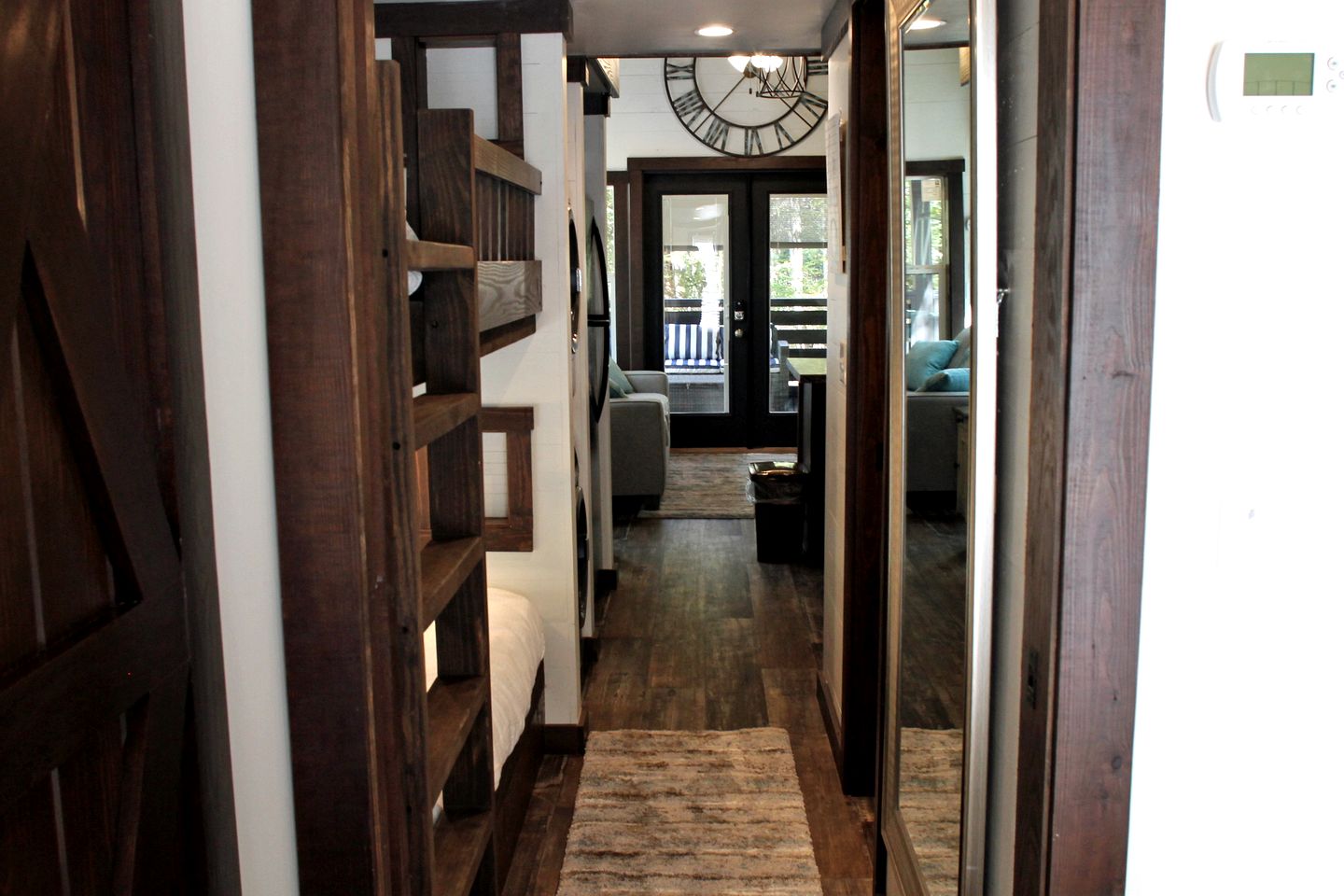 Glorious Cabin with Stunning Sights in Monteagle, Tennessee