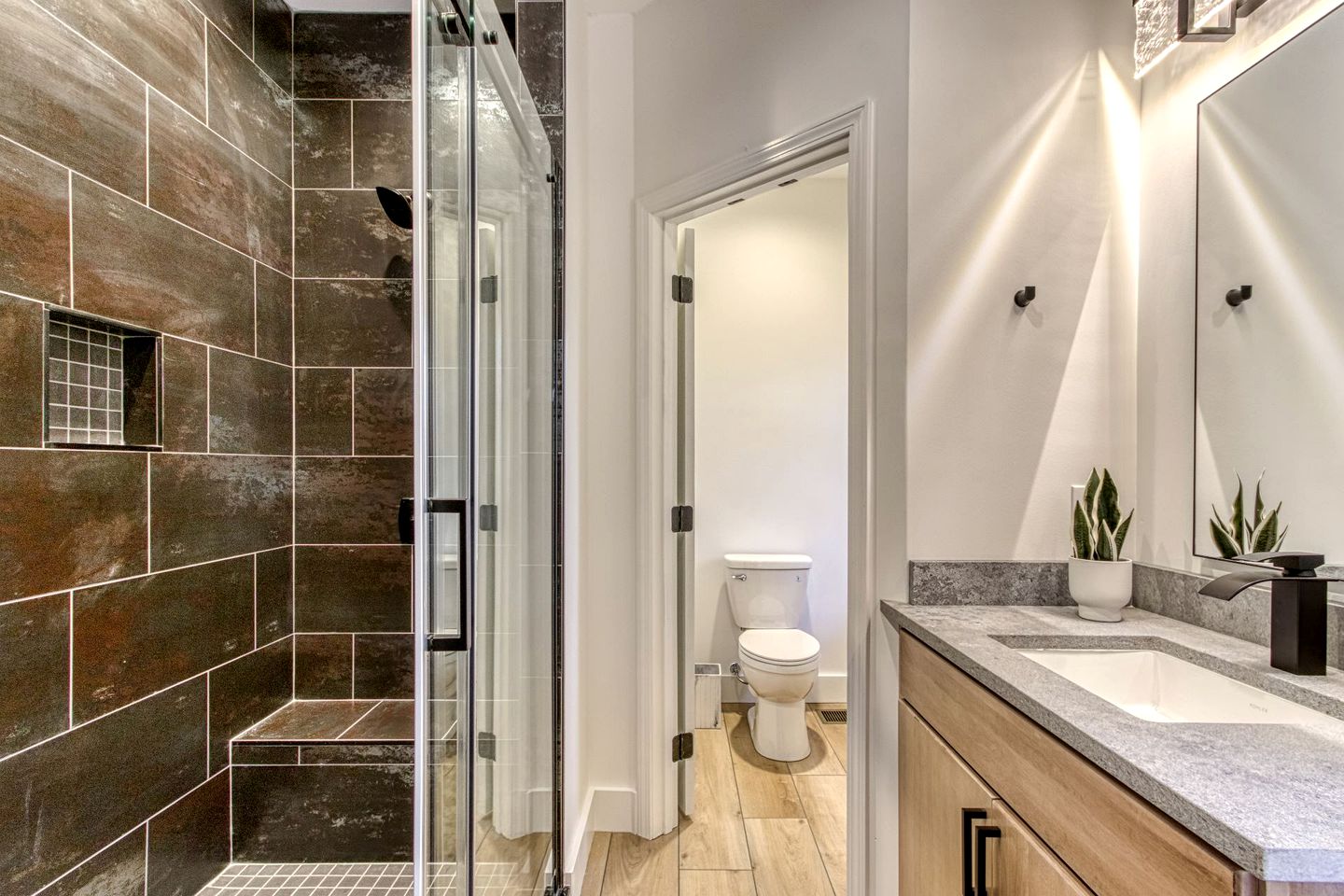 Unique Luxury Cabin with Hot Tub, Pool Table, and Arcade on Family Resort in Pigeon Forge, Tennessee