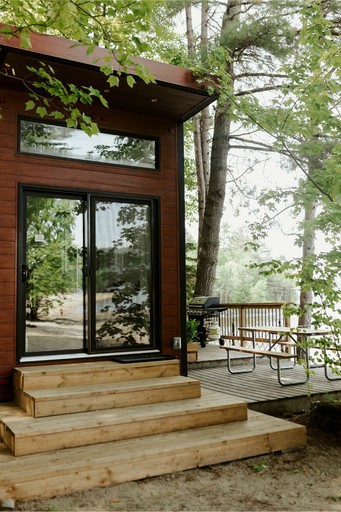 Tiny houses (Canada, Petawawa, Ontario)