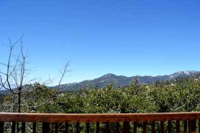 Mountain View Cabin with Private Hot Tub in Idyllwild, California photo 5