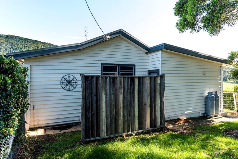 Cottages (Central Tilba, New South Wales, Australia)