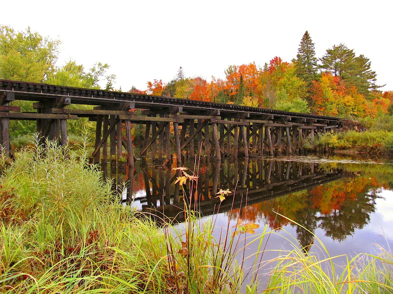 Cozy Lake Cabin Rental near the Porcupine Mountains in Michigan