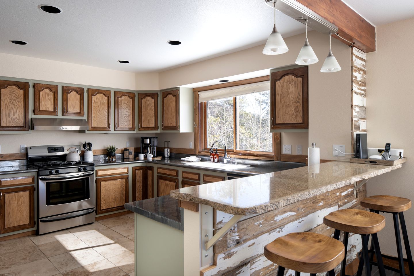 Wonderful Cabin Nestled Amidst Trees in the Mountains of Nederland, Colorado
