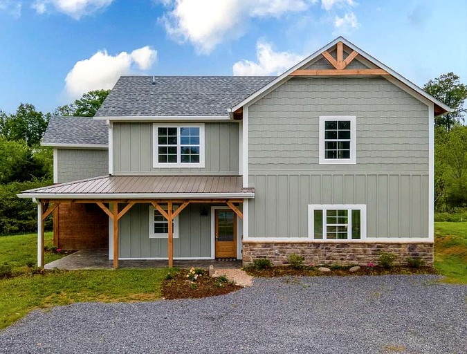 Modern Vacation Rental with Game Room and Indoor Pool for an Unforgettable Smoky Mountain Getaway near Sevierville, Tennessee