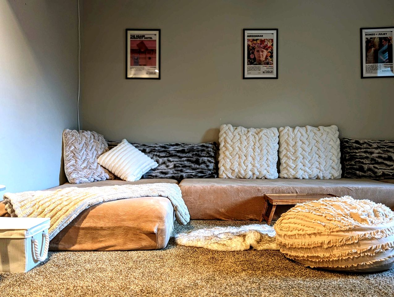 Secluded Modern-Rustic Cabin with Hot Tub & Sunrise Old Rag Views near Shenandoah National Park, Luray VA