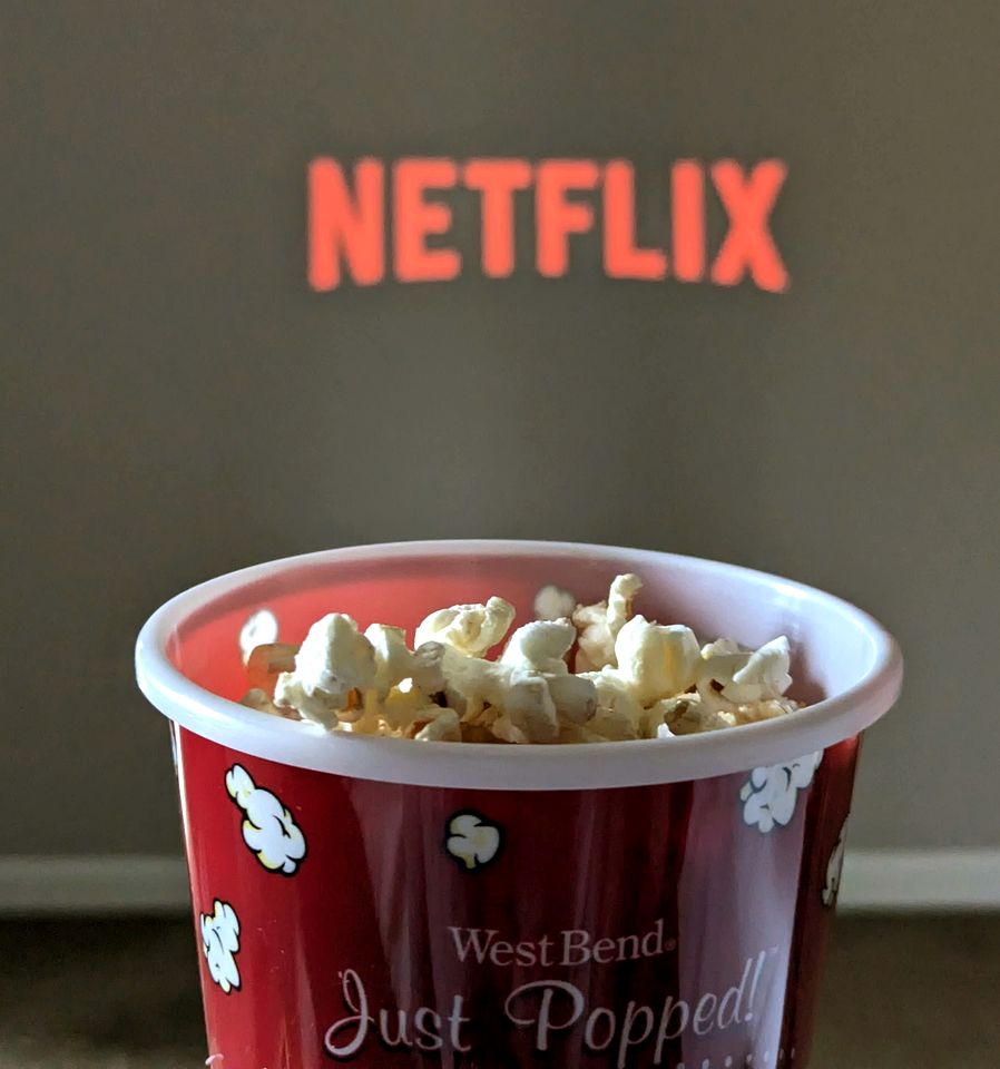 Secluded Modern-Rustic Cabin with Hot Tub & Sunrise Old Rag Views near Shenandoah National Park, Luray VA