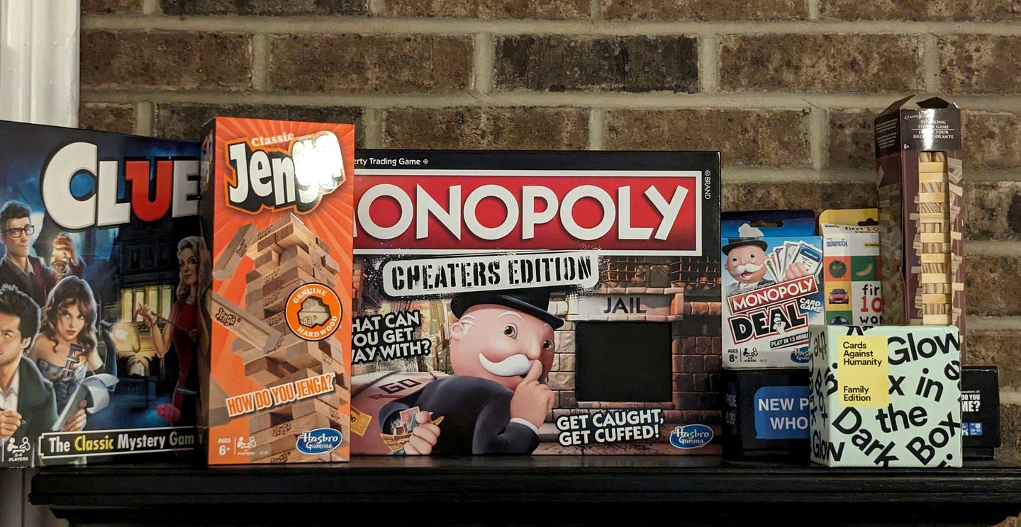 Secluded Modern-Rustic Cabin with Hot Tub & Sunrise Old Rag Views near Shenandoah National Park, Luray VA