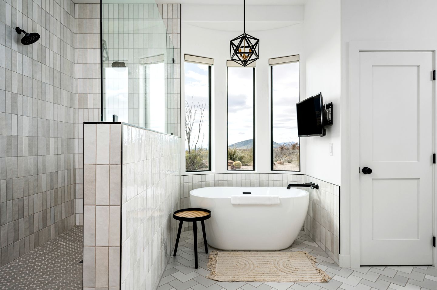 Impressive Rental with Incredible Modern Interior in Arizona